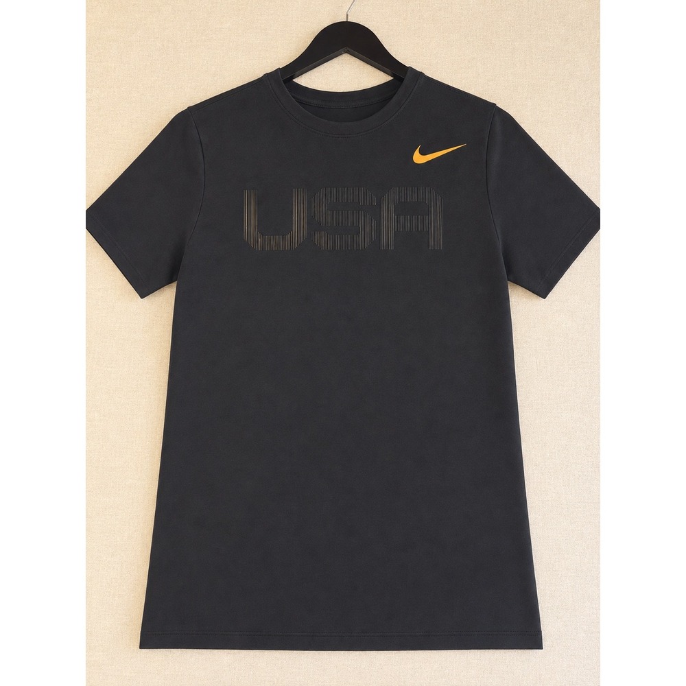 Nike USA Basketball T-Shirt Men's Small Black Gold Swoosh Graphic Tee